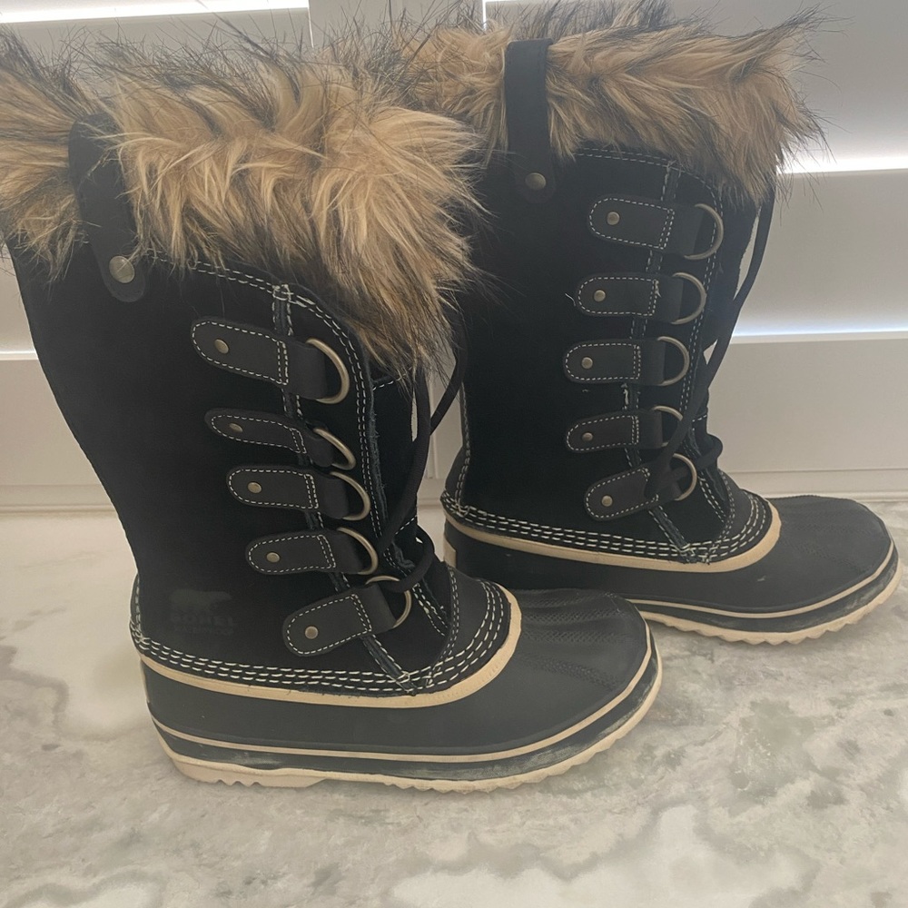 Sorel black suede waterproof winter snow   boots